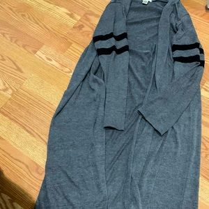 Women’s long, lightweight cardigan!